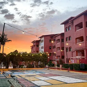 3* Отель Selina Laguna Zone
